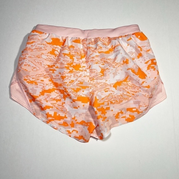 under Armour Heatgear Fly By 2.0 Womens Lined Running Shorts size Medium - Picture 4 of 9